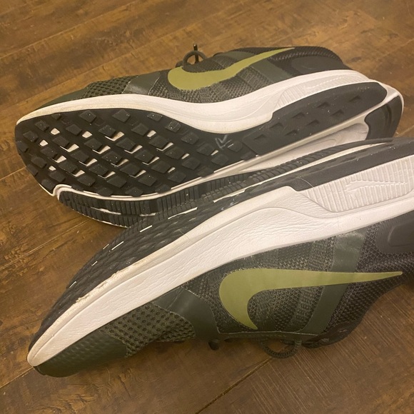 Nike Swift Running sneakers - Picture 8 of 12